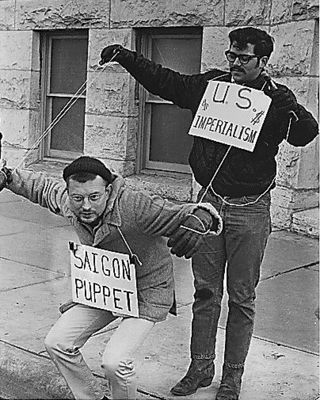 Vietnam_War_protesters