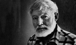 Ernest-Hemingway-in-1959-008