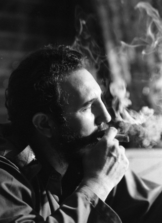 Fidel-Castro-obituary-slide-P9CB-superJumbo-v6